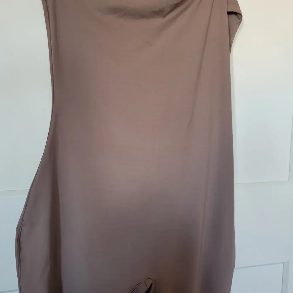 SKIMS One Shoulder Jumpsuit Umber - Picture 3 of 8